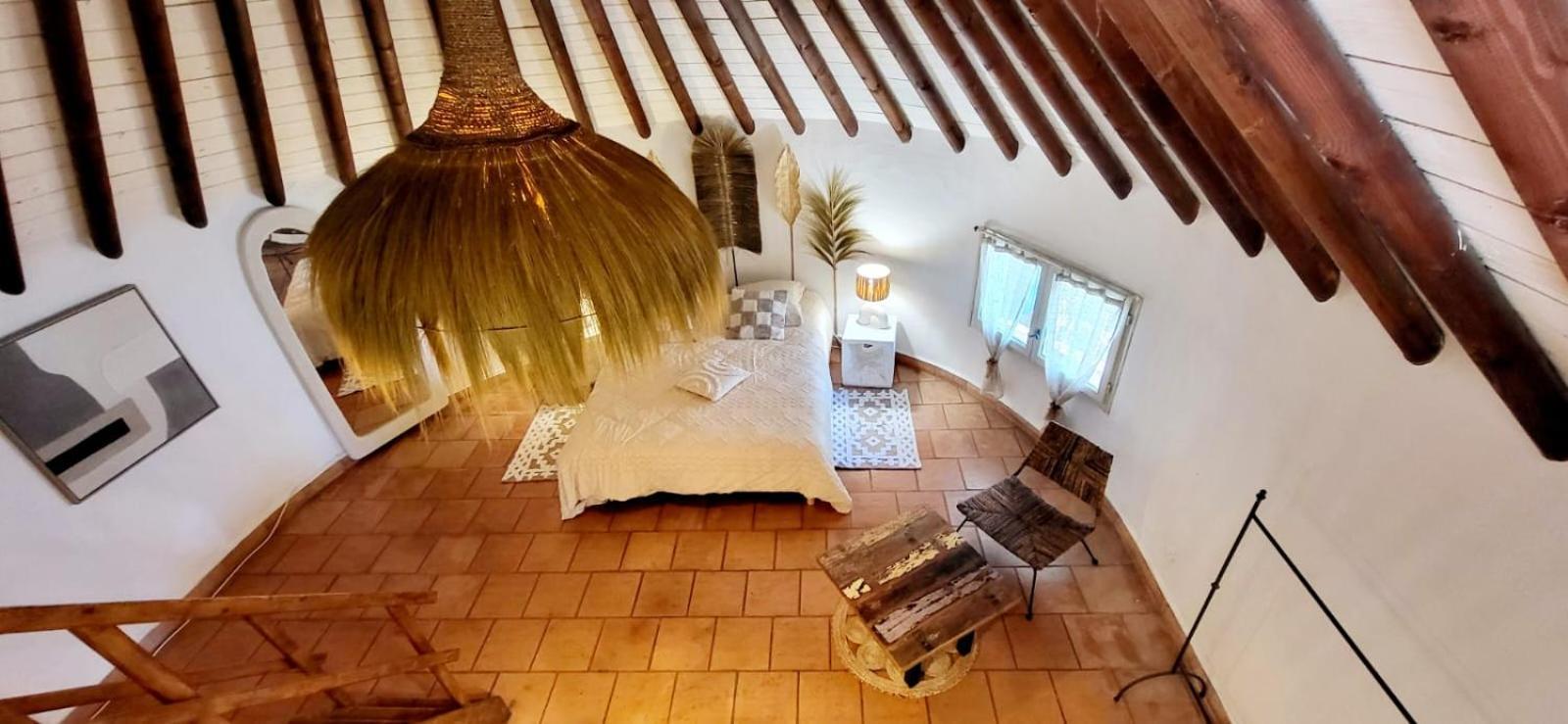 Terre De Boheme Hotel Vestric-et-Candiac ภายนอก รูปภาพ
