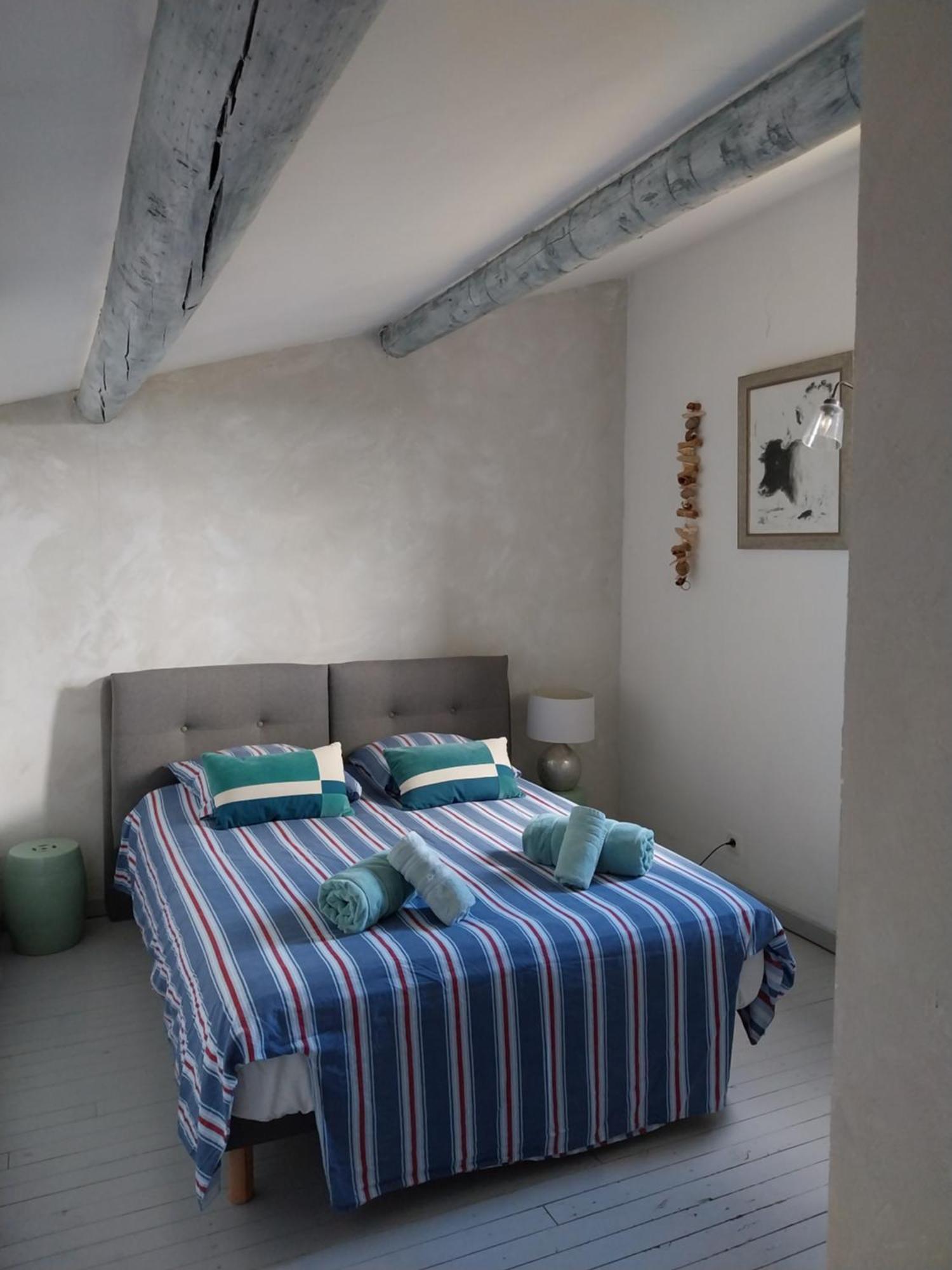 Terre De Boheme Hotel Vestric-et-Candiac ภายนอก รูปภาพ