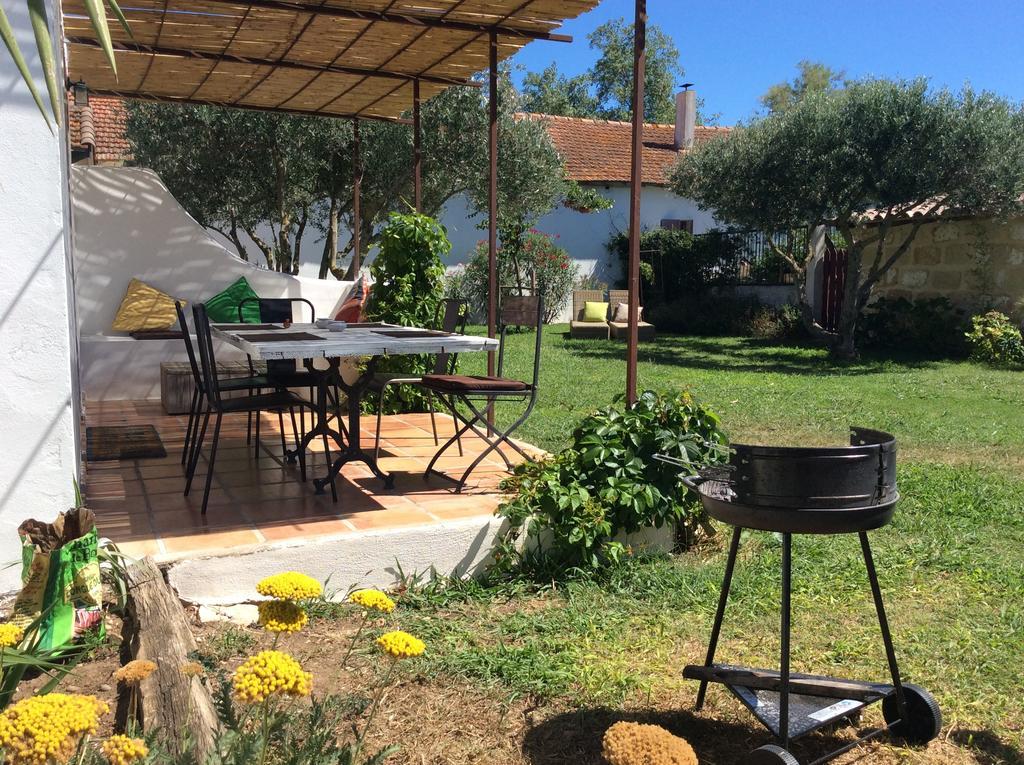 Terre De Boheme Hotel Vestric-et-Candiac ภายนอก รูปภาพ