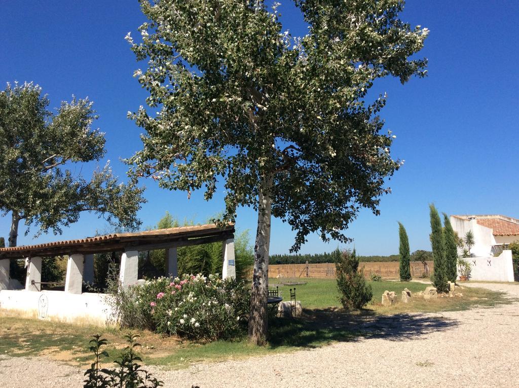 Terre De Boheme Hotel Vestric-et-Candiac ภายนอก รูปภาพ