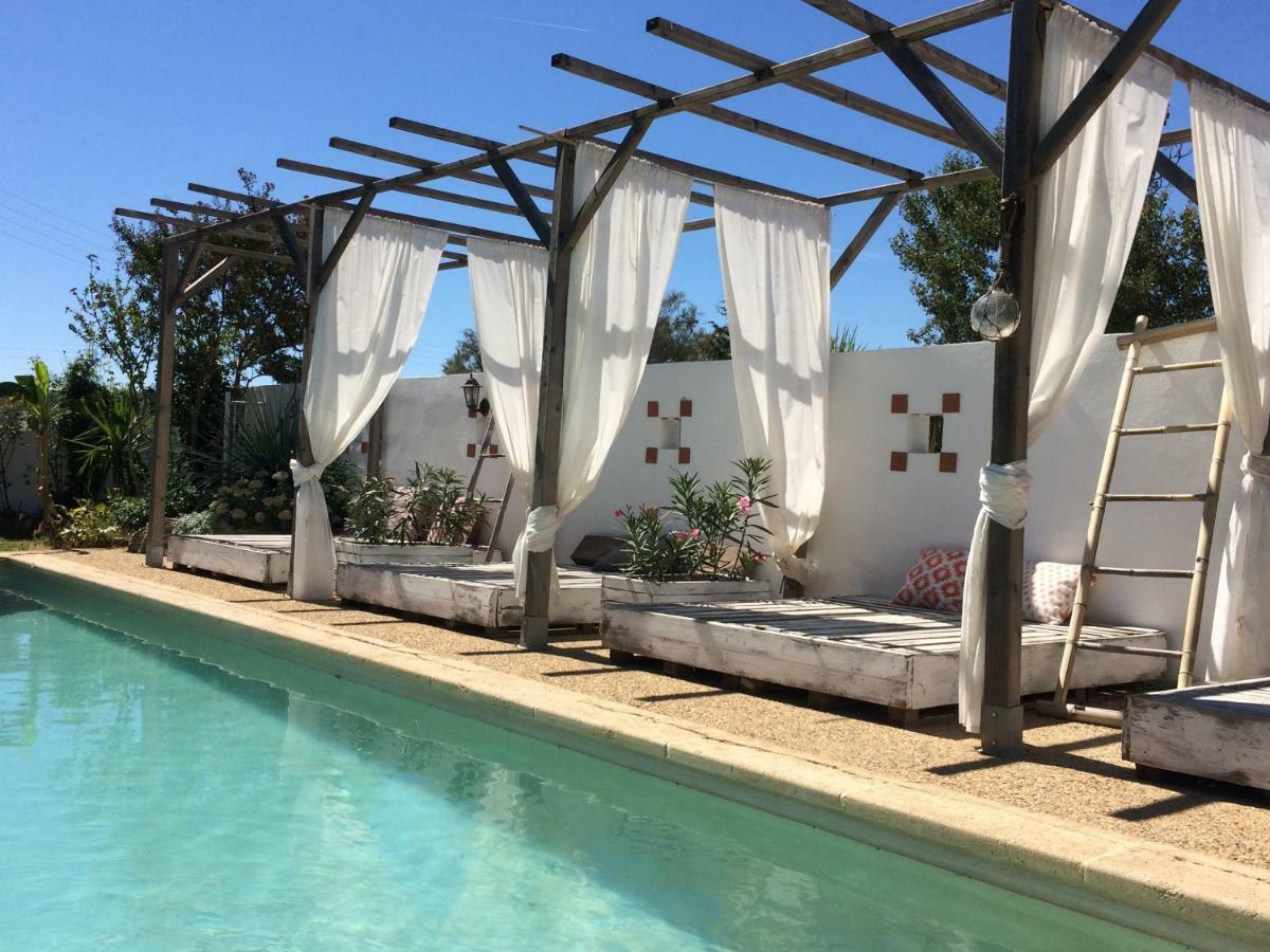 Terre De Boheme Hotel Vestric-et-Candiac ภายนอก รูปภาพ