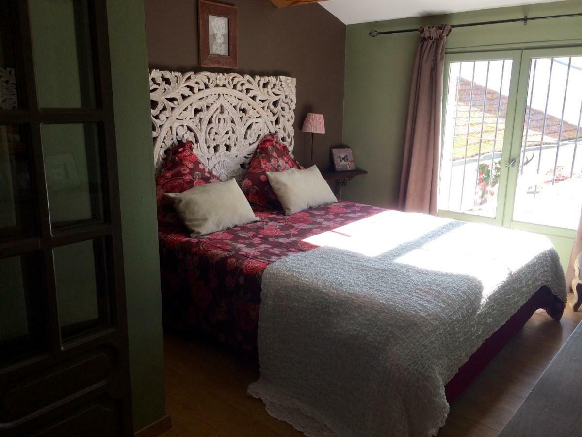 Terre De Boheme Hotel Vestric-et-Candiac ภายนอก รูปภาพ